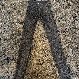 Lululemon grey high rise, striped leggings. Sz. 2